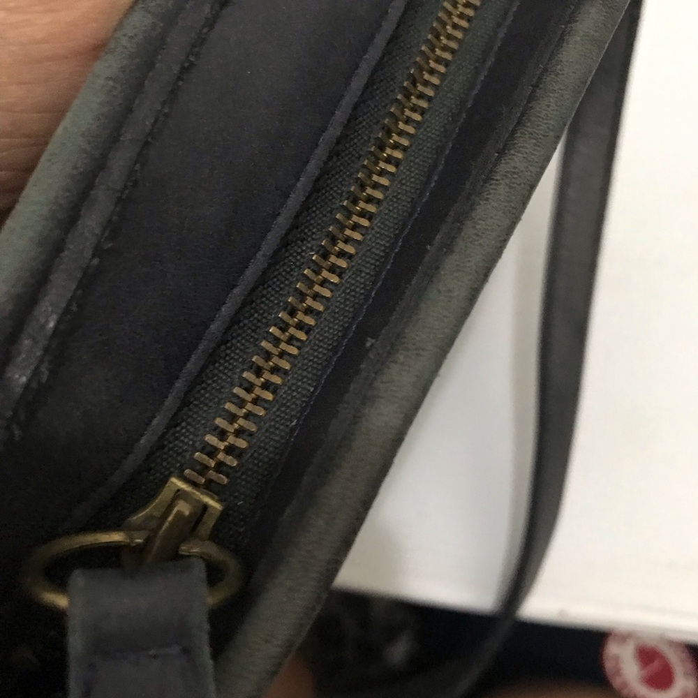 Vintage Coach 9821 Crossbody Bag - Picture 11 of 14